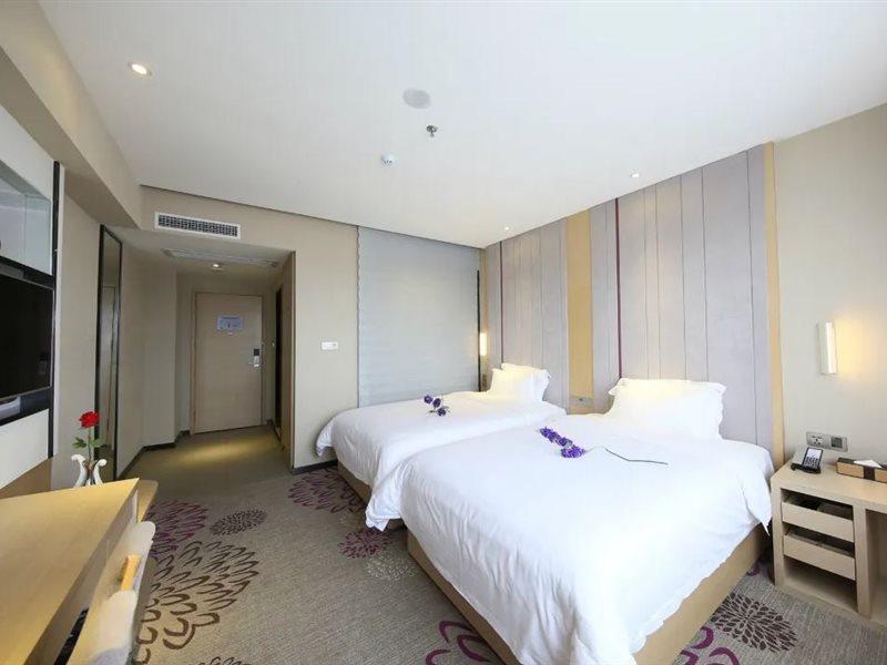 Lavande Hotel Fuhuadao Branch Čung-šan Exteriér fotografie