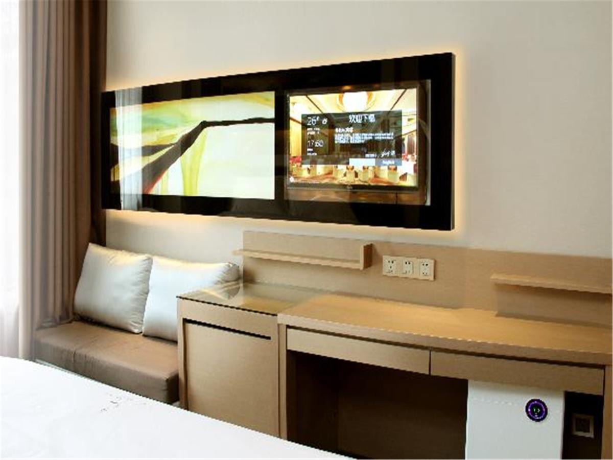 Lavande Hotel Fuhuadao Branch Čung-šan Exteriér fotografie